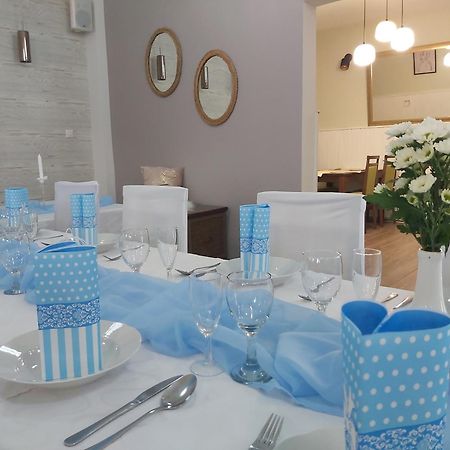 Reštaurácia-penzión ALTANA Ludanice Habitación foto